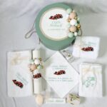 Trusou de botez personalizat cu Mașina brodat - imagine 2
