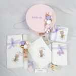 Set Trusou Botez Personalizat Ursulet roz-lila parafina - imagine 4